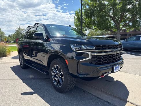 Used 2022 Chevrolet Tahoe Z71 w/ Z71 Off-Road Package AWD/4WD image 7