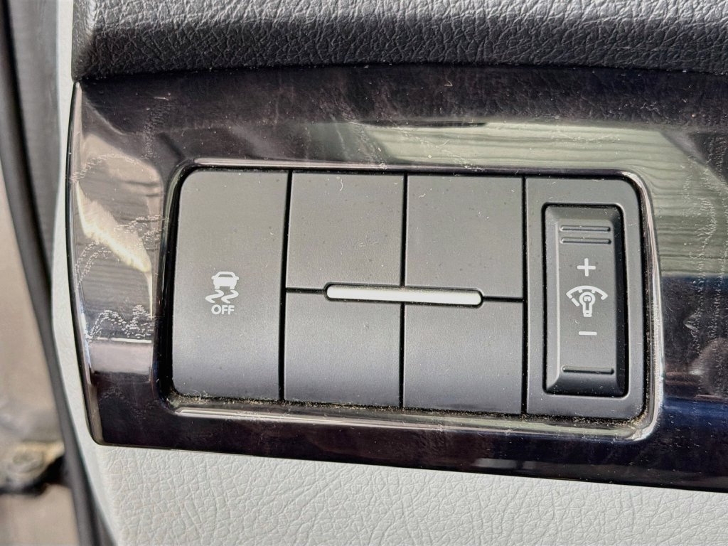 Used 2015 Kia Sorento LX FWD image 12