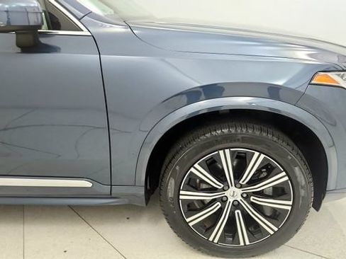 Used 2024 Volvo XC90 B5 Core AWD/4WD image 21