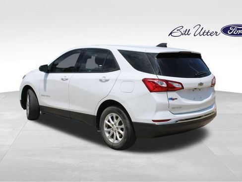Used 2018 Chevrolet Equinox LS FWD image 7