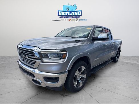 Used 2019 RAM 1500 Laramie AWD/4WD image 1