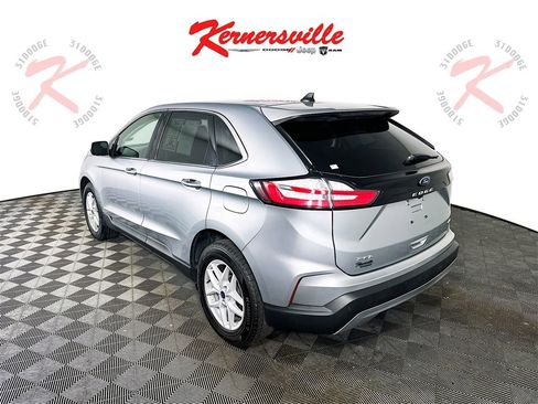 Used 2022 Ford Edge SEL image 5
