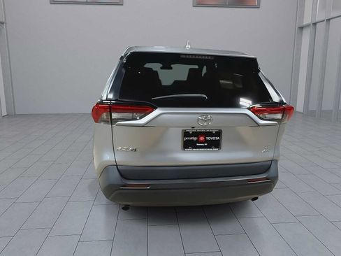 Used 2023 Toyota RAV4 LE AWD/4WD image 7