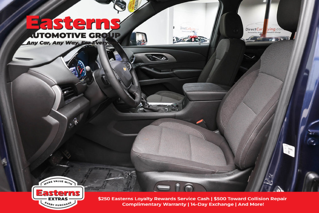 Used 2023 Chevrolet Traverse LT AWD/4WD image 15