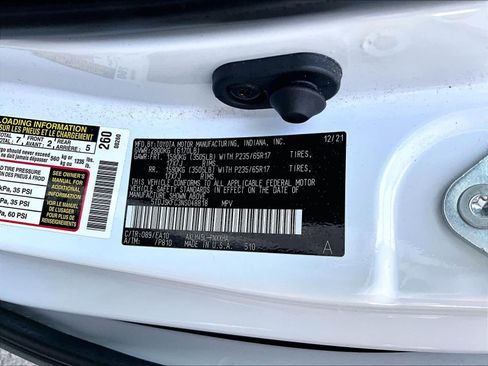 Used 2022 Toyota Sienna XLE w/ XLE Plus Package AWD/4WD image 37