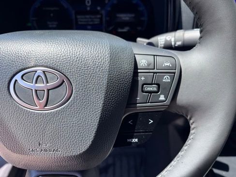 Used 2026 Toyota Camry XSE AWD/4WD image 16