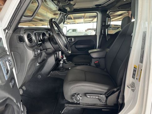 Used 2021 Jeep Wrangler Unlimited Sport image 24