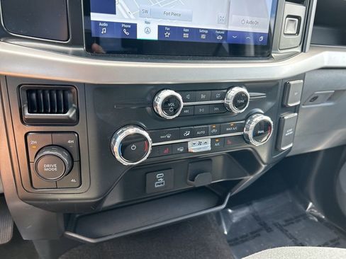 Used 2022 Ford F150 XLT w/ Equipment Group 302A High image 28