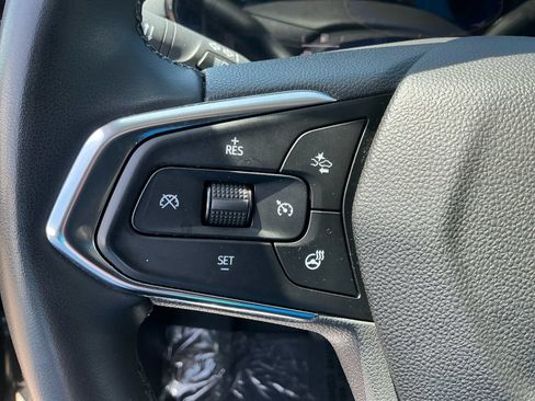 Used 2024 Chevrolet Trax LT w/ Driver Confidence Package FWD image 23