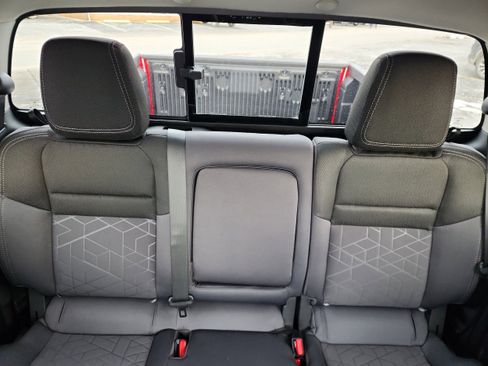 New 2026 Nissan Frontier SV image 23