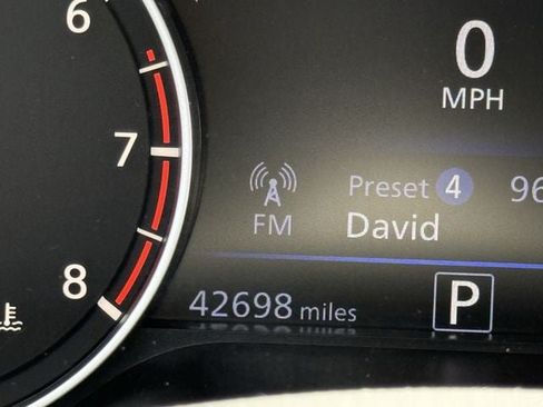 Used 2025 Nissan Altima 2.5 SV AWD/4WD image 16