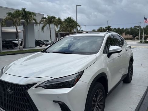 Used 2023 Lexus NX 350 AWD image 2