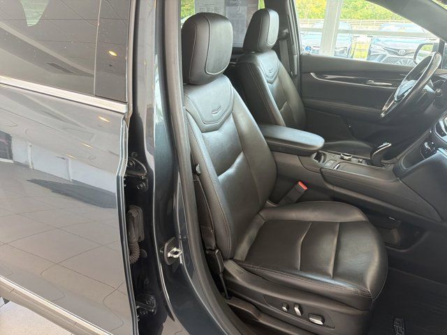 Certified 2020 Cadillac XT5 Premium Luxury w/ LPO, Floor Liner Package FWD image 19