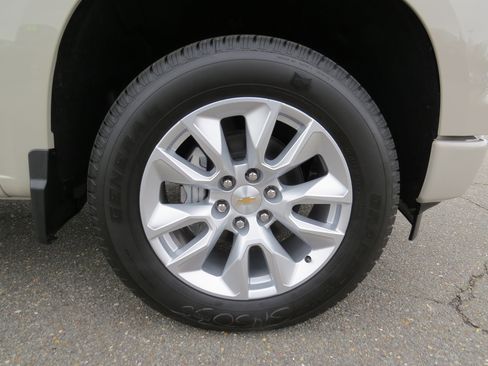 New 2026 Chevrolet Silverado 1500 Custom image 12