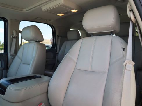Used 2013 Chevrolet Tahoe LT RWD image 6