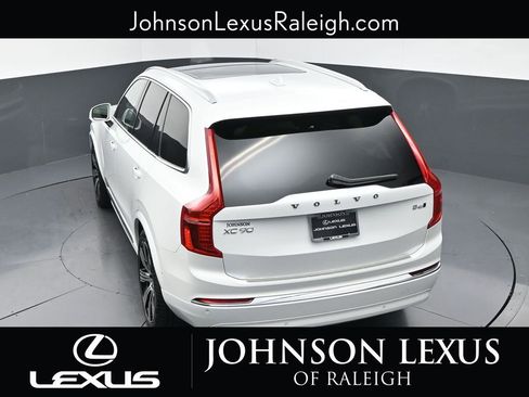 Used 2025 Volvo XC90 B6 Ultra w/ Lounge Package image 26