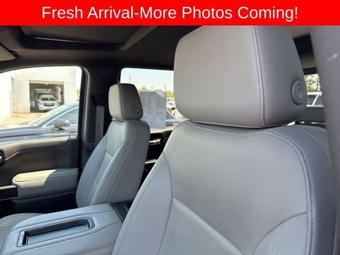 Used 2022 GMC Sierra 1500 SLT w/ SLT Premium Plus Package AWD/4WD image 15