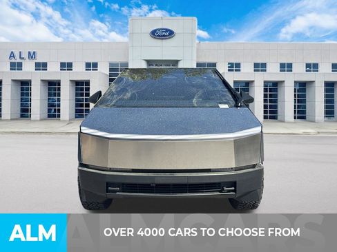 Used 2024 Tesla Cybertruck AWD Crew Cab image 3