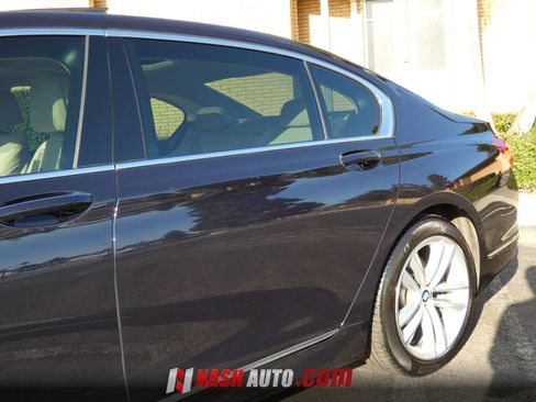Used 2016 BMW 750i xDrive AWD/4WD image 13