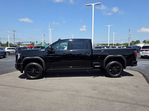 Used 2024 GMC Sierra 2500 AT4 w/ AT4 Premium Plus Package AWD/4WD image 23