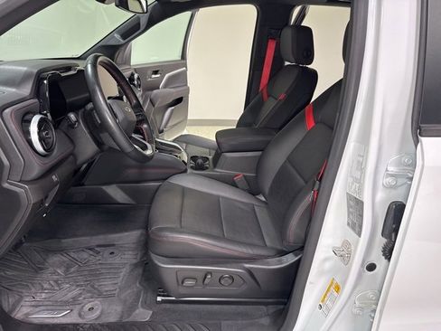 Used 2023 Chevrolet Colorado Z71 w/ Z71 Convenience Package 2 image 12