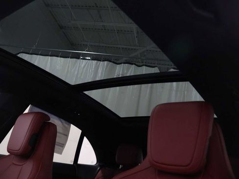 New 2026 Porsche Macan 4 Electric AWD/4WD image 19