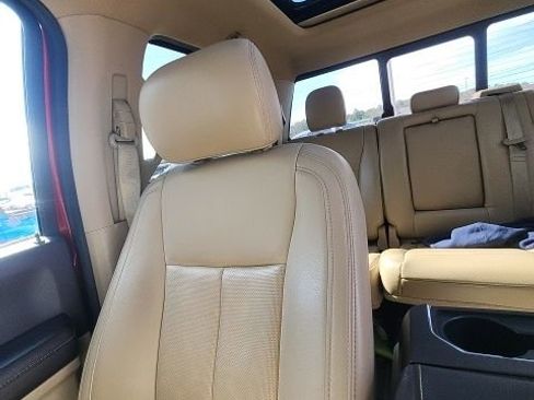 Used 2020 Ford F150 Lariat image 37