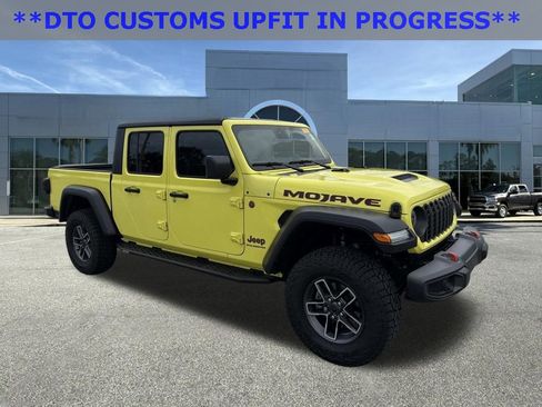 Used 2024 Jeep Gladiator Mojave w/ Technology Group image 1