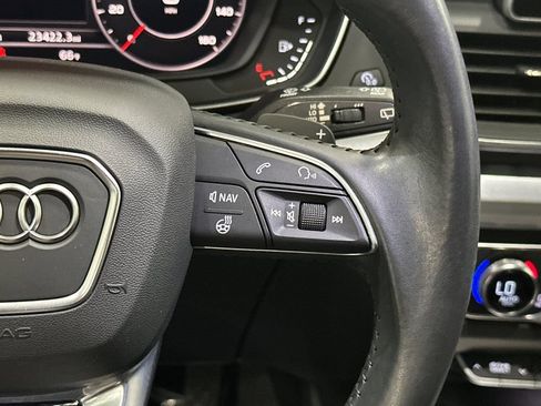 Used 2020 Audi Q5 2.0T Titanium Premium Plus w/ Premium Plus Package AWD/4WD image 29