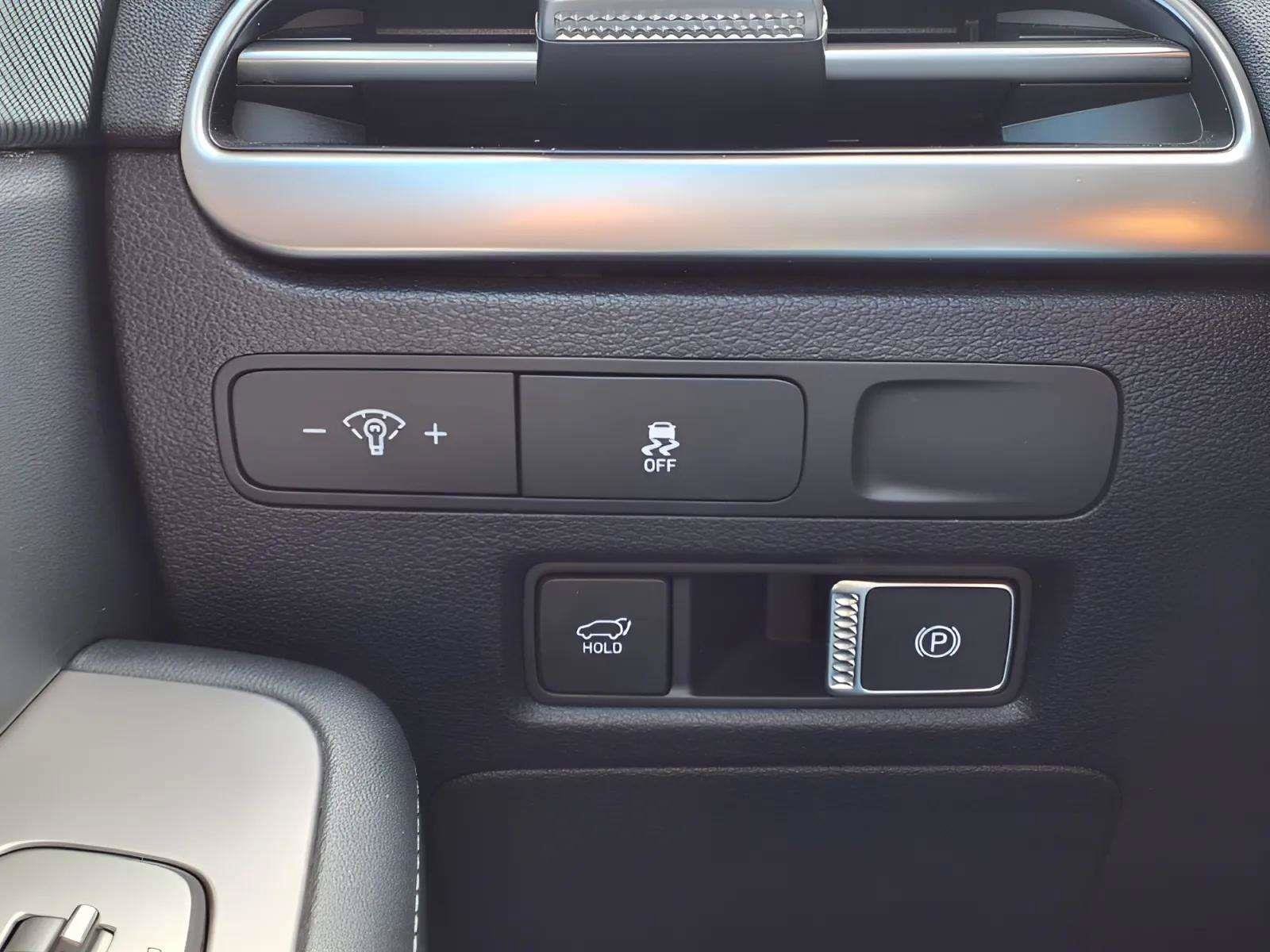 Certified 2025 Hyundai Palisade XRT FWD image 18