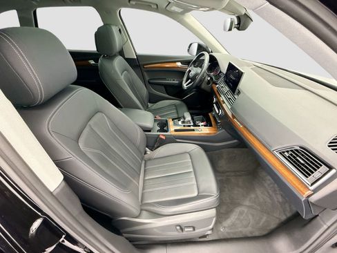Certified 2023 Audi Q5 2.0T Premium w/ Convenience Package AWD/4WD image 18