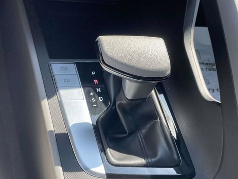 Certified 2024 Hyundai Elantra SEL FWD image 25