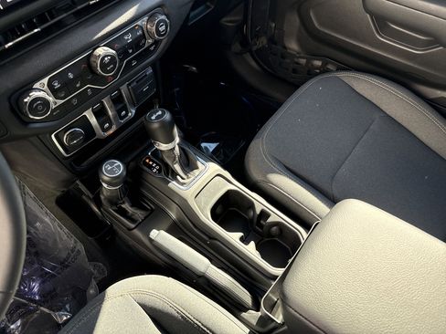 Used 2024 Jeep Wrangler Sport image 26