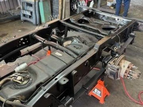 Used 2007 Chevrolet Silverado 3500 2WD Crew Cab w/ Heavy-Duty Power Package image 12