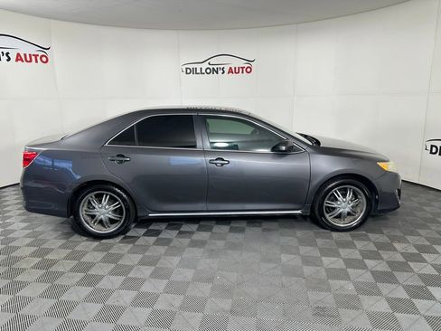 Used 2013 Toyota Camry LE FWD image 8