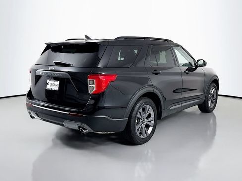 Used 2022 Ford Explorer XLT w/ Equipment Group 202A RWD image 5