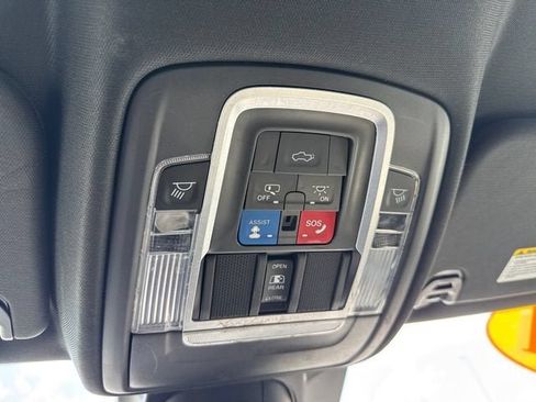 Used 2021 RAM 1500 Laramie w/ Sport Appearance Package AWD/4WD image 32