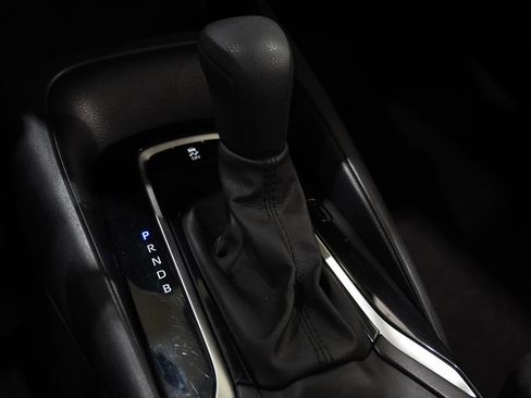 Used 2024 Toyota Corolla LE FWD image 22