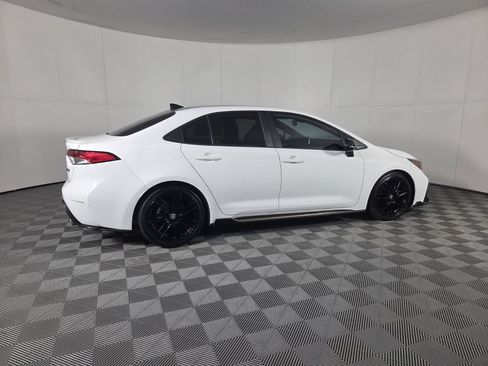 Used 2021 Toyota Corolla SE FWD image 6