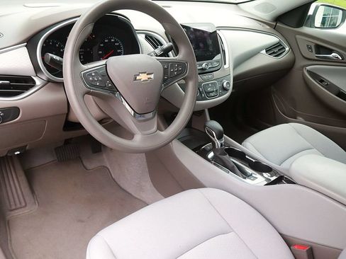 Used 2024 Chevrolet Malibu LS FWD image 11