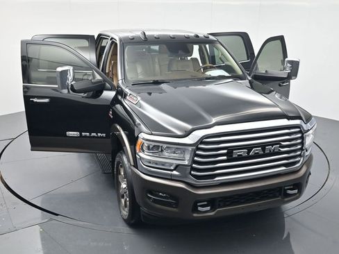 Used 2022 RAM 3500 Limited AWD/4WD image 46