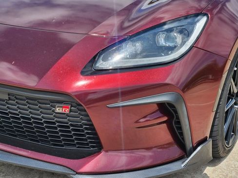 Used 2022 Toyota GR86 Premium image 9