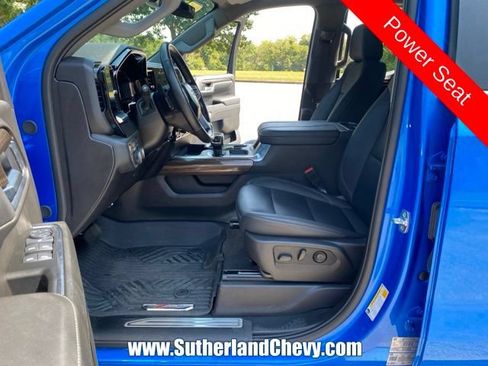 Used 2025 Chevrolet Silverado 1500 LT w/ Z71 Off-Road Package AWD/4WD image 20