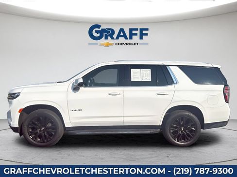 Used 2021 Chevrolet Tahoe LT w/ LT Signature Package AWD/4WD image 3