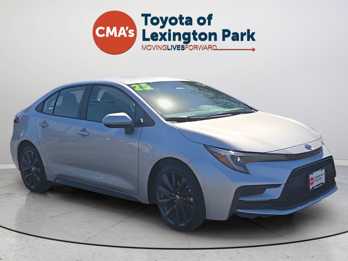 Used 2025 Toyota Corolla SE w/ Convenience Package FWD image 7