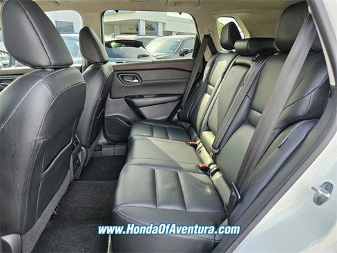 Used 2022 Nissan Rogue SL w/ SL Premium Package image 7