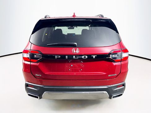 New 2026 Honda Pilot Touring image 32