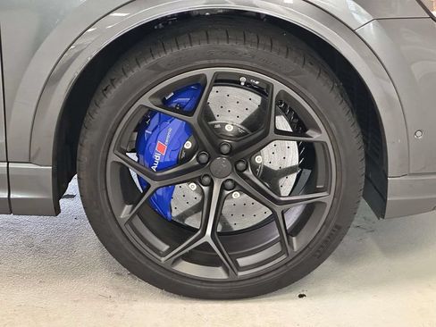 Used 2026 Audi RS Q8 performance AWD/4WD image 9