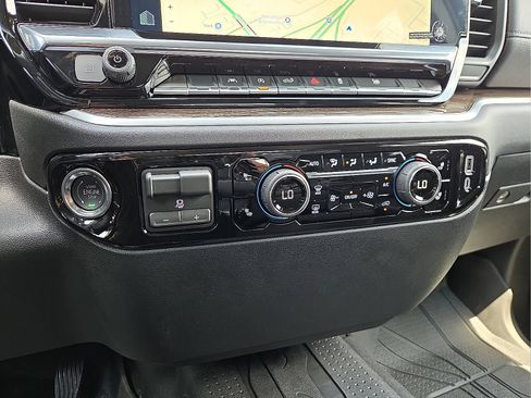 New 2026 Chevrolet Silverado 1500 RST w/ RST Select Package AWD/4WD image 17
