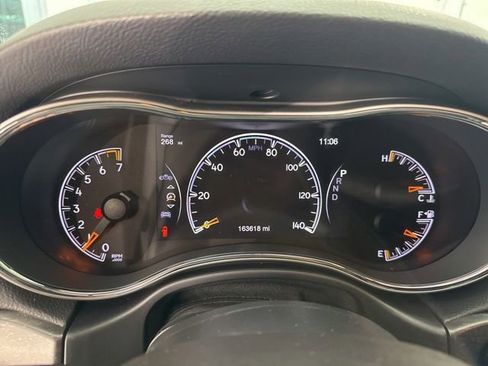 Used 2017 Jeep Grand Cherokee Altitude AWD/4WD image 25